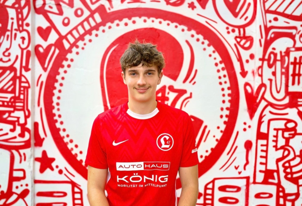 Davies_U23